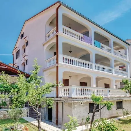 Apartment Skulin